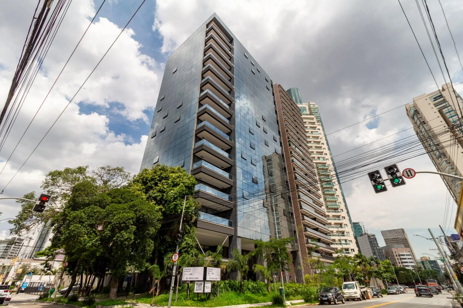 Seisa Lux Pinheiros — Edifício corporativo em Pinheiros, São Paulo