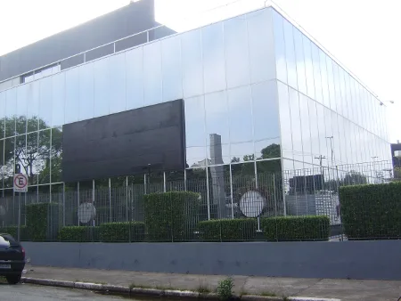 Y&R — Edifício corporativo em Pinheiros, São Paulo